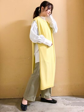 「春カラー」｜「アイテム（音楽/本・雑誌）」を使った、marinaさん（レディース・158cm）の冬コーディネート