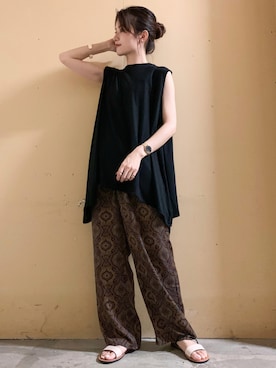 「アイテム（音楽/本・雑誌）」を使った、marinaさん（レディース・158cm）の夏コーディネート