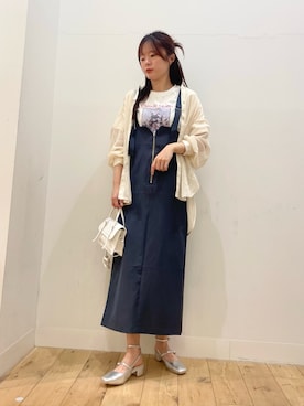 「春カラー」｜「アイテム（ジャンパースカート）」を使った、かんちゃんさん（レディース・163cm）の春コーディネート