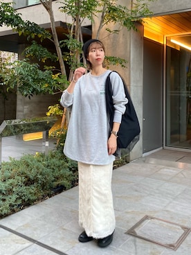 「フェザー」｜「アイテム（その他）」を使った、ike_lemageさん（レディース・164cm）の秋コーディネート