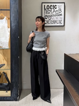 「CAPRICIEUX LE'MAGE（カプリシューレマージュ）の【前後2way】裾レースミニ袖T（Tシャツ/カットソー、グレー系）」を使った、ike_lemageさん（レディース・164cm）の夏コーディネート