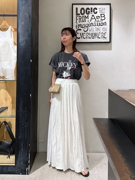 「CAPRICIEUX LE'MAGE（カプリシューレマージュ）の【母の日/Ghana×LE'MAGEコラボ限定色】チェーンギャザーポーチバッグ（ショルダーバッグ、ベージュ系）」を使った、ike_lemageさん（レディース・164cm）の夏コーディネート