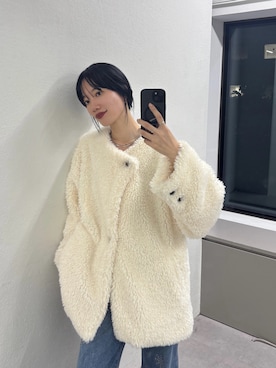 「冬の注目アウター」｜「アイテム（その他アウター）」を使った、Akane.Nさん（レディース・167cm）の秋コーディネート