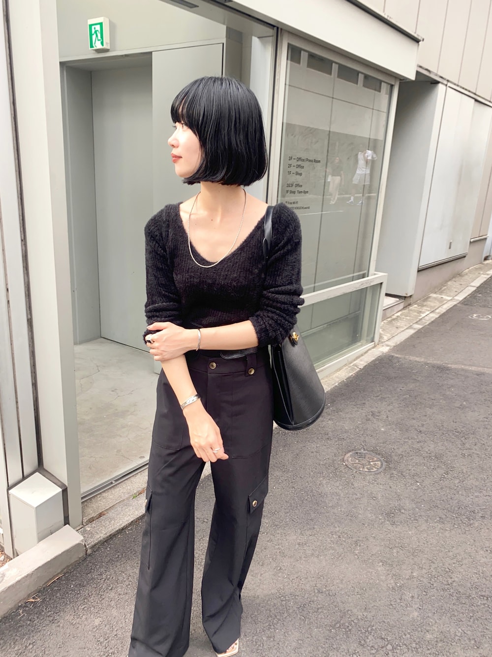 レディース 【美品✨️】ADORE モノテックスカート 変形 フレアスカート 黒