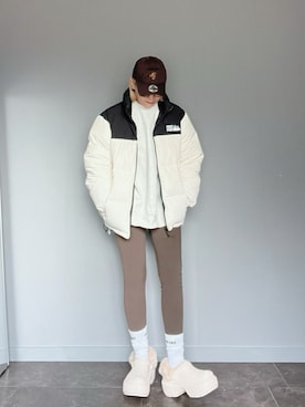 「アイテム（サンダル）」を使った、SHOさん（レディース・165cm）の冬コーディネート