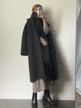 「スクエアトゥ」｜「アイテム（チェスターコート）」を使った、SHOさん（レディース・165cm）の秋コーディネート