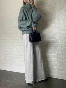 「FEELING MADE（フィーリングメイド）のアイテム」を使った、SHOさん（レディース・165cm）の秋コーディネート