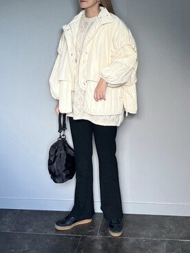 「AS KNOW AS plus（アズノゥアズプラス）のアイテム（スニーカー）」を使った、SHOさん（レディース・165cm）の秋コーディネート
