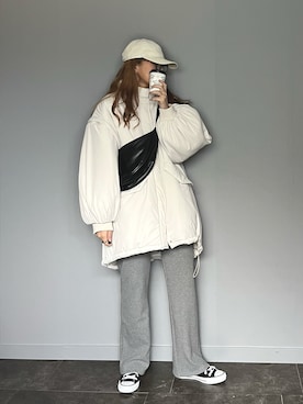 「アイテム（ダウンジャケット/コート、ホワイト系）」を使った、SHOさん（レディース・165cm）の冬コーディネート