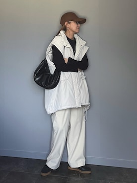 「AS KNOW AS plus（アズノゥアズプラス）のアイテム（スニーカー）」を使った、SHOさん（レディース・165cm）の秋コーディネート