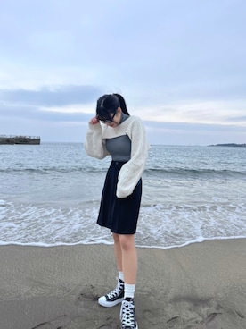 「H&M（エイチ・アンド・エム）のアイテム（ニット/セーター、ホワイト系）」を使った、𝘺𝘶𝘪𝘵𝘢さん（レディース・157cm）の冬コーディネート