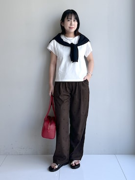 「Dessin（デッサン）の【UVカット/接触冷感】美光沢カットソー（Tシャツ/カットソー、ホワイト系）」を使った、Hirokaさんの夏コーディネート