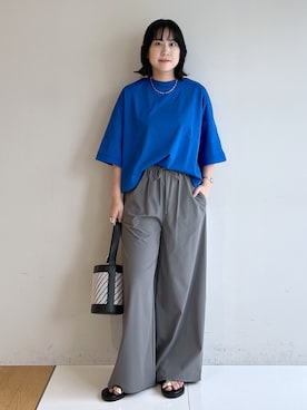 「Dessin（デッサン）の【体型カバー】美光沢カットソーボクシーシルエット（Tシャツ/カットソー、ブルー系）」を使った、Hirokaさんの夏コーディネート