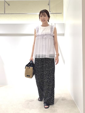 「NATURAL BEAUTY BASIC（ナチュラルビューティーベーシック）のチュールキャミドッキングカットソー（Tシャツ/カットソー、ホワイト系）」を使った、AYAさん（レディース・160cm）の夏コーディネート
