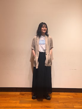 「URBAN RESEARCH（アーバンリサーチ）のシアープリントカラーTシャツ（Tシャツ/カットソー、ブルー系）」を使った、かおりんさん（レディース・158cm）の夏コーディネート