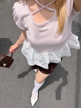 「continuer de NICE CLAUP(コンティニューデナイスクラップ)のフリフリペプラムパフT(Tシャツ/カットソー、ピンク系)」を使った、m o e / 149cmさん(レディース・149cm)の夏コーディネート