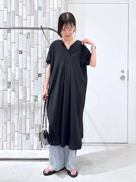 「LEPSIM（レプシィム）のメタルスライドサンダル　638914（サンダル、ブラック系）」を使った、たなさんさん（レディース）の夏コーディネート