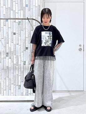 「LEPSIM（レプシィム）のイージーデニムパンツ　630150（デニムパンツ、グレー系）」を使った、たなさんさん（レディース）の夏コーディネート