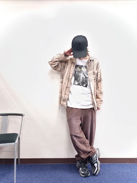 「GOOD ROCK SPEED（グッドロックスピード）の【GOOD ROCK SPEED】AVICII ロゴプリントTシャツ 26SS（Tシャツ/カットソー、ホワイト系）」を使った、Gladさん（メンズ・174cm）の春コーディネート