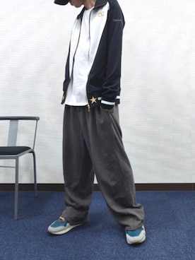「JOURNAL STANDARD（ジャーナルスタンダード）のアイテム（その他パンツ）」を使った、Gladさん（メンズ・174cm）の秋コーディネート