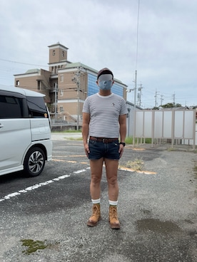 「UNIQLO（ユニクロ）のアイテム（Tシャツ/カットソー、ホワイト系）」を使った、ヤマダ⭐️TOMOAKIさん（メンズ・168cm）の秋コーディネート
