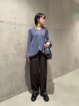 「URBAN RESEARCH Sonny Label(アーバンリサーチサニーレーベル)のフリルヘムニットプルカーディガン(ニット/セーター、ブルー系)」を使った、さいとうさん(レディース・159cm)の秋コーディネート