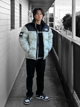 「Supreme （シュプリーム）のアイテム（ダウンジャケット/コート）」を使った、里琉さん（メンズ・172cm）の冬コーディネート