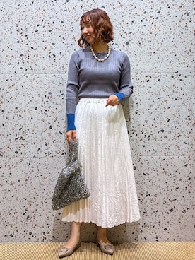 「アイテム（ハンドバッグ、シルバー系）」を使った、さくらさん（レディース・161cm）の秋コーディネート