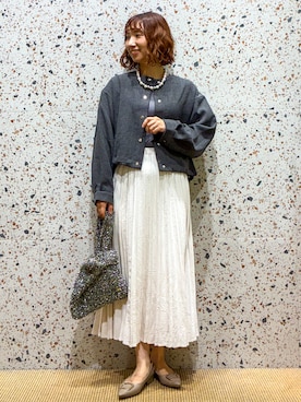 「アイテム（ハンドバッグ、シルバー系）」を使った、さくらさん（レディース・161cm）の秋コーディネート