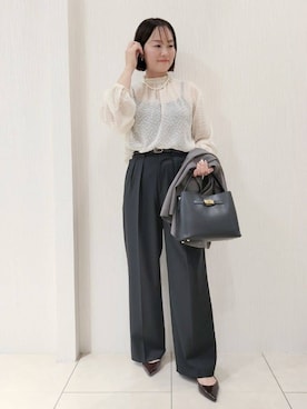「esche（エッシュ）のアイテム」を使った、naokoさん（レディース・165cm）の冬コーディネート