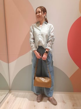 「SHOO・LA・RUE（シューラルー）の【S-LL/ひんやり】程よい透け感 ストライプ柄 お袖ギャザーデザインシャツ（シャツ/ブラウス、グリーン系）」を使った、次女さん（レディース・162cm）の秋コーディネート