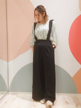 「SHOO・LA・RUE（シューラルー）の◆【高レビュー】洗えてサラサラ スクエアニットパンプス（パンプス、ベージュ系）」を使った、次女さん（レディース・162cm）の春コーディネート