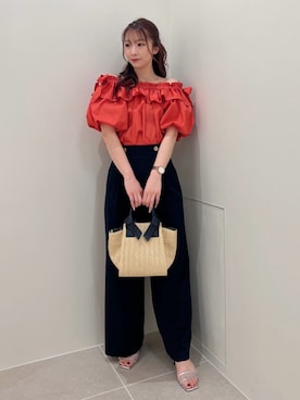 「NATURAL BEAUTY BASIC（ナチュラルビューティーベーシック）のアイテム（パンツ）」を使った、NBB STAFFさん（レディース・160cm）の春コーディネート