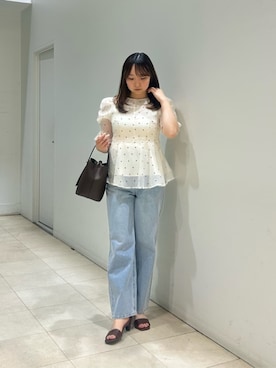 「NATURAL BEAUTY BASIC（ナチュラルビューティーベーシック）のアイテム（パンツ）」を使った、NBB STAFFさん（レディース・161cm）の春コーディネート