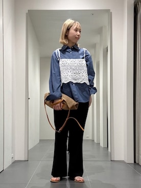 「NATURAL BEAUTY BASIC（ナチュラルビューティーベーシック）のアイテム（バッグ）」を使った、NBB STAFFさん（レディース・164cm）の春コーディネート