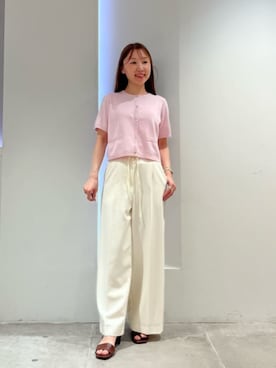 「NATURAL BEAUTY BASIC（ナチュラルビューティーベーシック）のアイテム（パンツ）」を使った、NBB STAFFさん（レディース・154cm）の春コーディネート