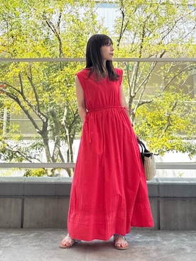 「NATURAL BEAUTY BASIC（ナチュラルビューティーベーシック）のアイテム（パンツ）」を使った、NBB STAFFさん（レディース・155cm）の春コーディネート