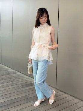 「NATURAL BEAUTY BASIC（ナチュラルビューティーベーシック）の◇サークルグリップスタッズショルダー（ショルダーバッグ、ホワイト系）」を使った、NBB STAFFさん（レディース・160cm）の夏コーディネート