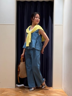 「NAVYNAVY（ネイビーネイビー）の【ユーティリティ】COOL MAX(R)接触冷感デニムセットアップ ブラウス（Shirts、ブルー系）」を使った、NBB STAFFさん（レディース・152cm）の春コーディネート
