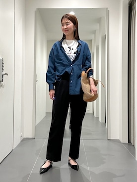 「NATURAL BEAUTY BASIC（ナチュラルビューティーベーシック）のアイテム（パンツ）」を使った、NBB STAFFさん（レディース・172cm）の春コーディネート