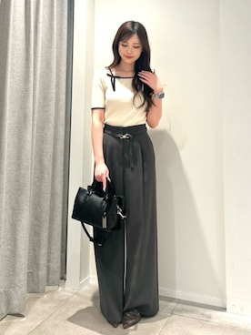 「NATURAL BEAUTY BASIC（ナチュラルビューティーベーシック）のアイテム（パンツ）」を使った、NBB STAFFさん（レディース・159cm）の春コーディネート