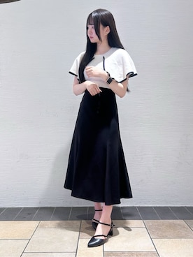 「ESPERANZA（エスペランサ）のポインテッドトゥパール調付きセパレートパンプス（パンプス、ブラック系）」を使った、ゆうりさん（レディース・160cm）の夏コーディネート