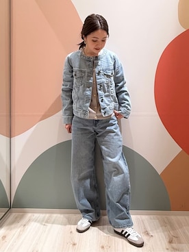 「SHOO・LA・RUE（シューラルー）の【SHOO・LA・RUE DENIM/S-LL/高レビュー】大人のための ノーカラーデニムジャケット（デニムジャケット、ブルー系）」を使った、長女さん（レディース・156cm）の冬コーディネート