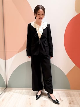 「SHOO・LA・RUE（シューラルー）の【洗濯機可/セットアップ可/S-3L】きちんと楽に。カットジョーゼットノーカラージャケット（ノーカラージャケット、ブラック系）」を使った、長女さん（レディース・156cm）の冬コーディネート