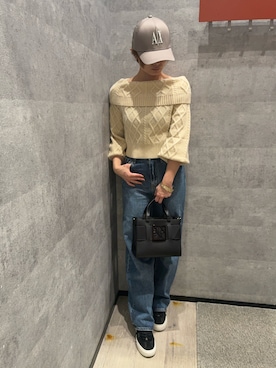 「アイテム（腕時計、ゴールド系）」を使った、yuさん（レディース・164cm）の秋コーディネート