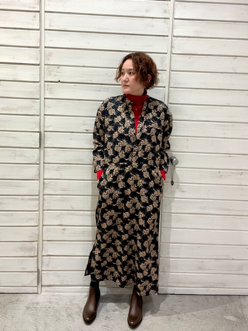 ドットフラワー スタンドネックワンピース（ワンピース）｜FIL