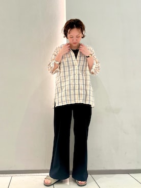 「黒」｜「アイテム（タンクトップ）」を使った、kaji.さん（レディース・163cm）の夏コーディネート
