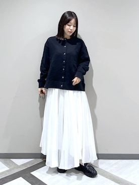 「A part by（アパートバイ）のイレヘムフレアスカート（スカート、ホワイト系）」を使った、kiiさん（レディース・157cm）の春コーディネート