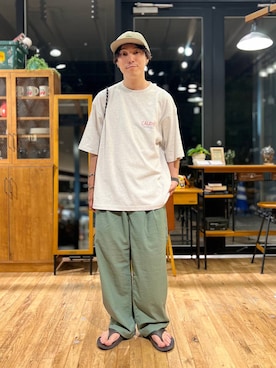 「niko and...（ニコアンド）のアイテム（その他パンツ）」を使った、あすろんさん（メンズ・170cm）の春コーディネート
