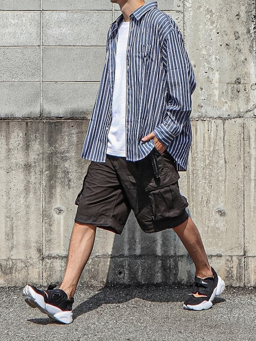 シューズを使った ナイキ のメンズ人気ファッションコーディネート Sciaky